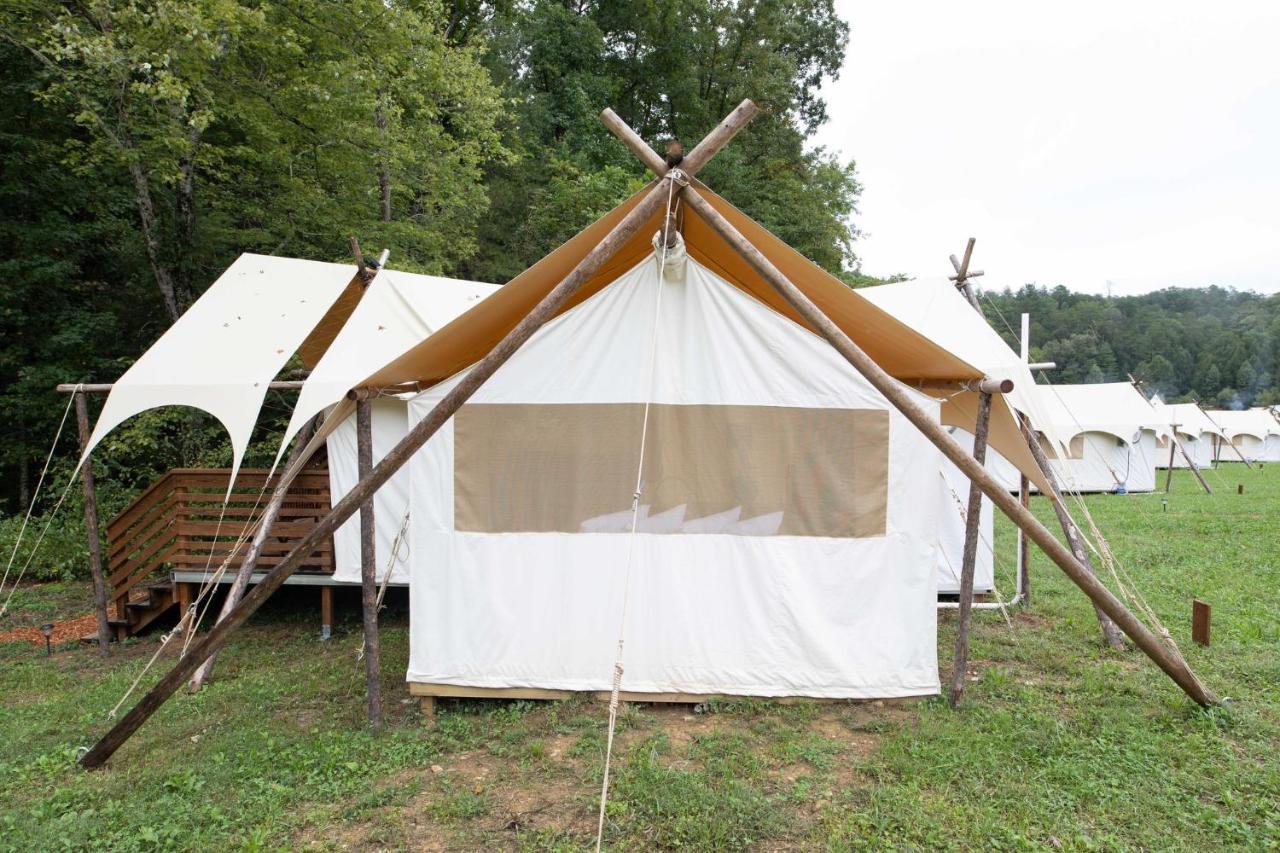 Hotel Under Canvas Great Smoky Mountains Pigeon Forge Esterno foto