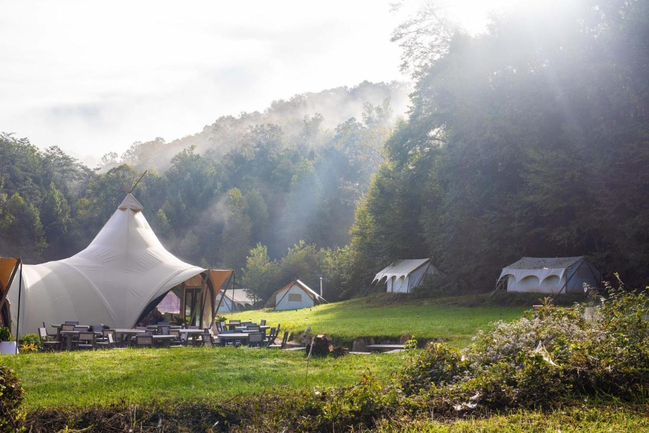 Hotel Under Canvas Great Smoky Mountains Pigeon Forge Esterno foto