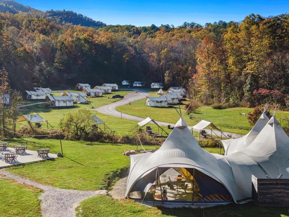 Hotel Under Canvas Great Smoky Mountains Pigeon Forge Esterno foto