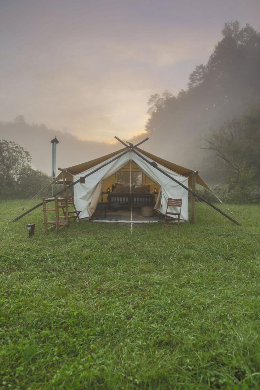 Hotel Under Canvas Great Smoky Mountains Pigeon Forge Esterno foto